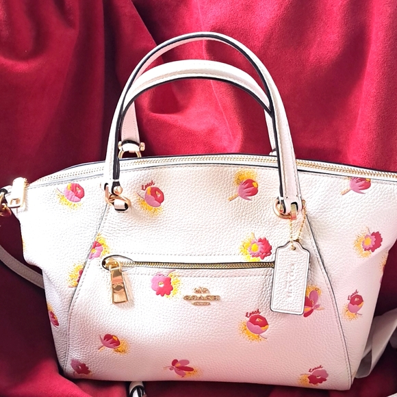 🎁 NEW Coach Prairie  C5838 Pink /White Satchel/Crossbody NEW with Tags - Picture 6 of 12